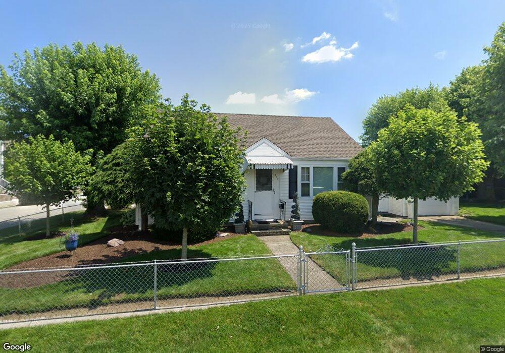 250 Webster St, Pawtucket, RI 02861 - photo 1