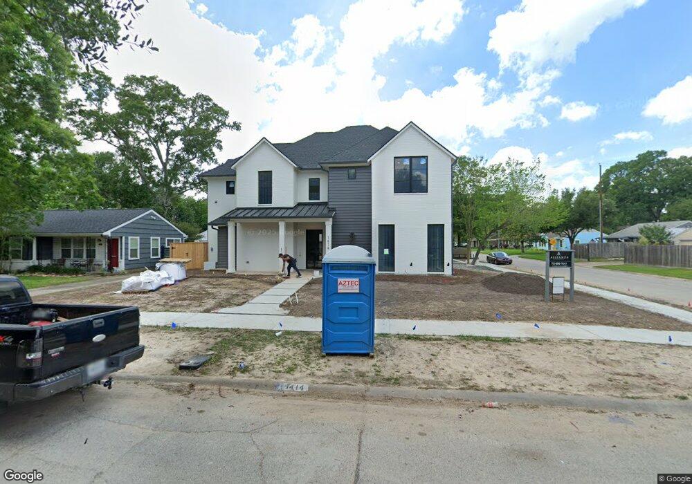 1414 Hewitt Dr, Houston, TX 77018 - photo 1