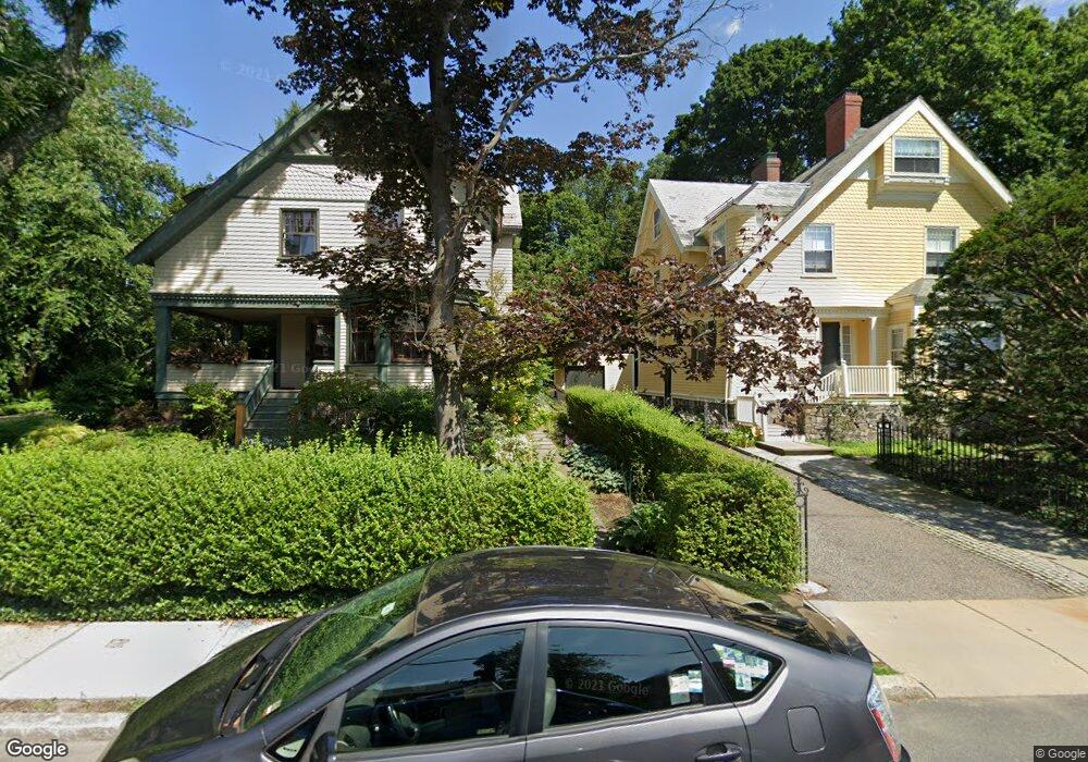 19 Bates St unit A, Cambridge, MA 02140 - photo 1