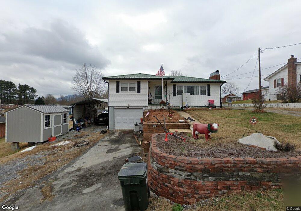 107 Jarrett Buck Loop, Johnson City, TN 37601 - photo 1