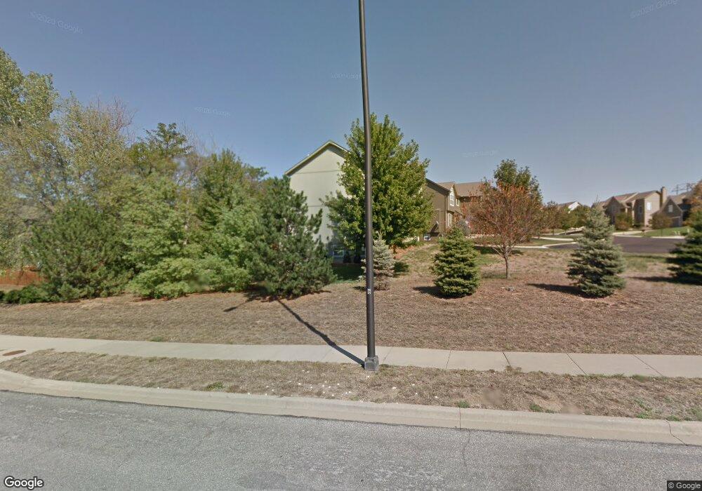 21410 W 98th Place, Lenexa, KS 66220 - photo 1