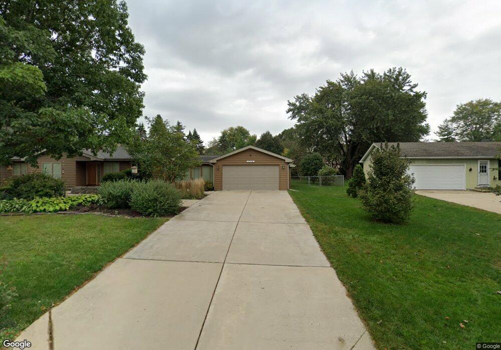 1318 Wintergreen Terrace, Batavia, IL 60510 - photo 1