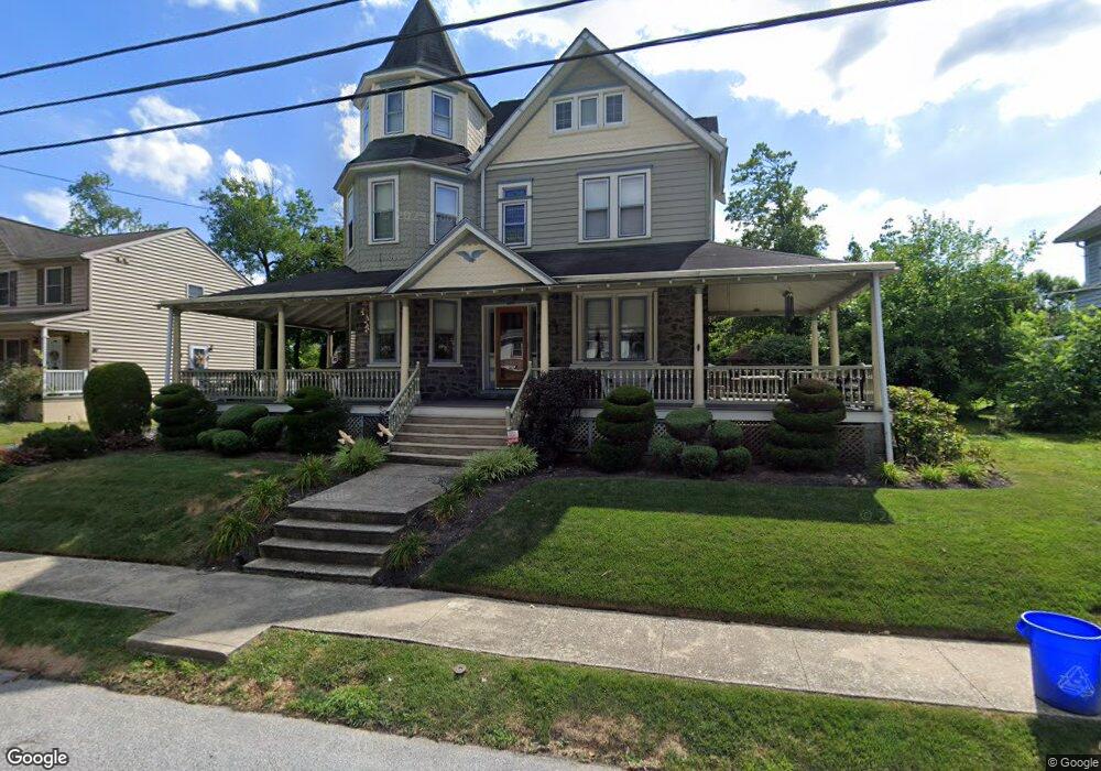 230 W Ridley Ave, Norwood, PA 19074 - photo 1