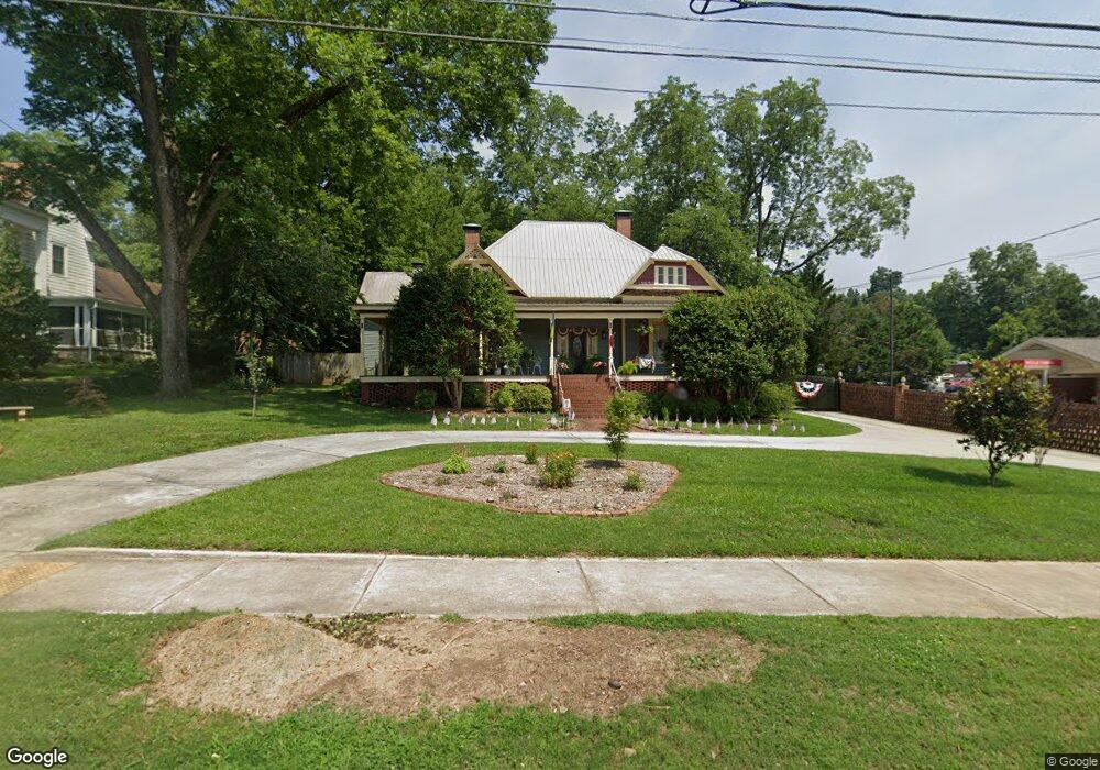 107 Sycamore St, Jefferson, GA 30549 - photo 1