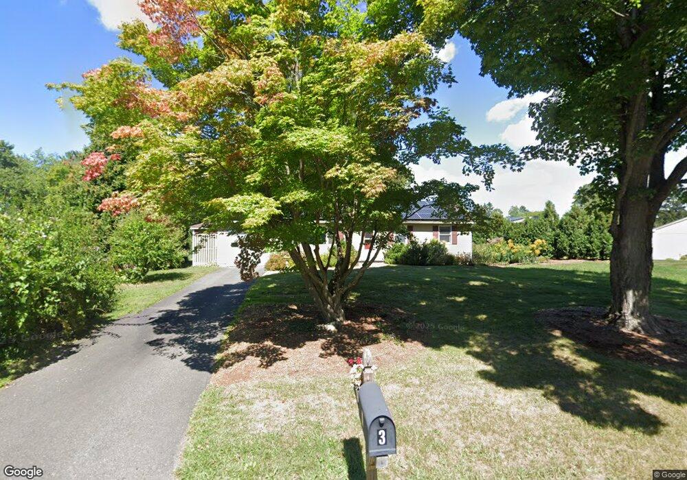 3 Kimberly Ln, Hadley, MA 01035 - photo 1