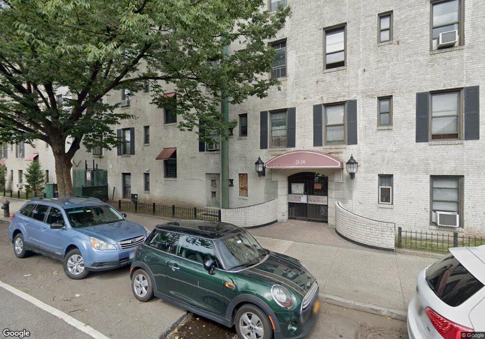 21-38 35 Th St unit 1-C, New York City, NY 11105 - photo 1