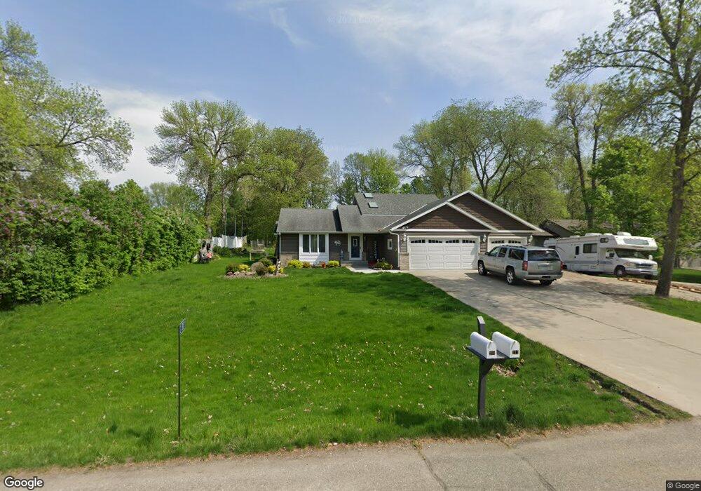 327 E Lake Geneva Rd NE unit NE, Alexandria, MN 56308 - photo 1