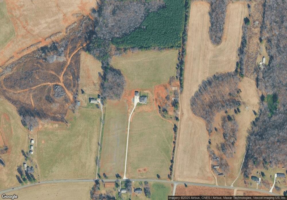 1106 Scotts Creek Rd, Statesville, NC 28625 - photo 1