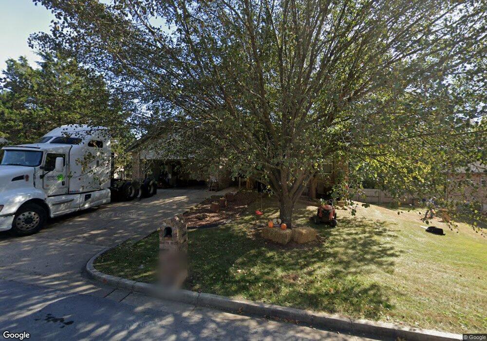 1208 Devonshire Ln, Rolla, MO 65401 - photo 1