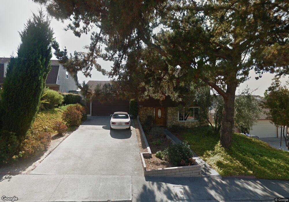 7050 Condon Dr, San Diego, CA 92122 - photo 1