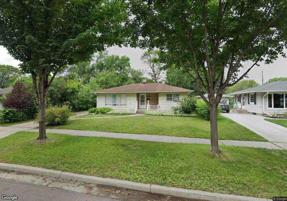 2814 9th St N, Fargo, ND 58102 - photo 1