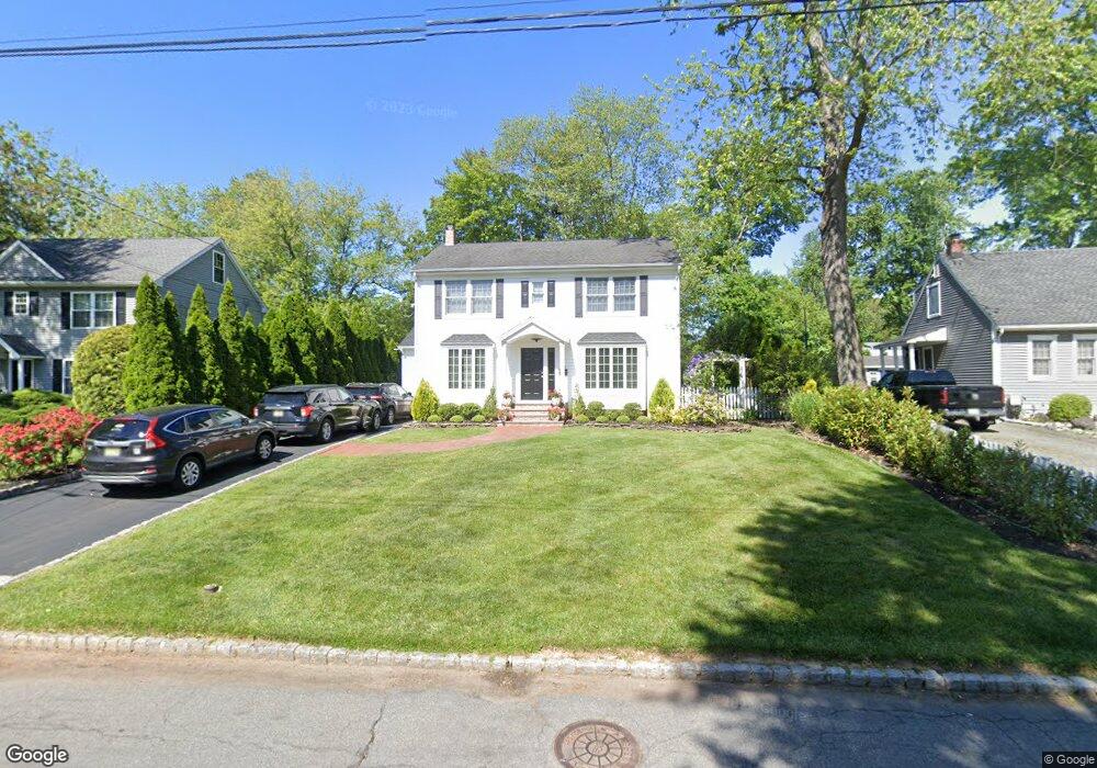 25 Primrose Dr, New Providence, NJ 07974 - photo 1