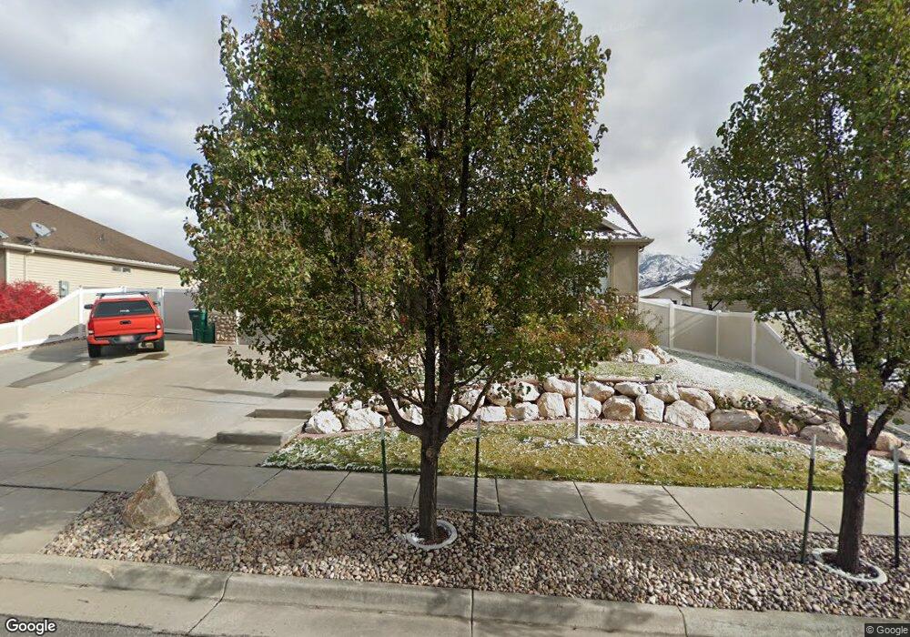 1590 N 200 E, Layton, UT 84041 - photo 1