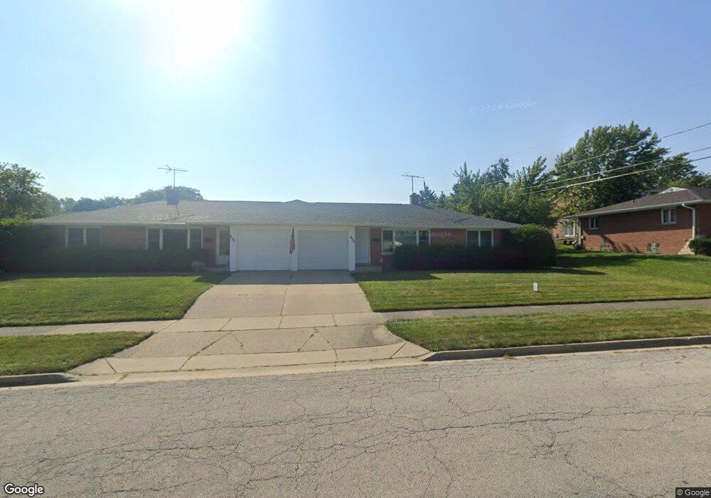 826 Carney St, Waukegan, IL 60085 - photo 1