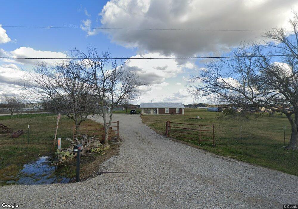 690 Green Acres Rd, Weatherford, TX 76088 - photo 1