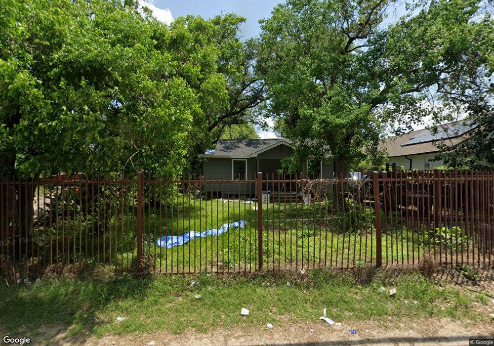 8906 Lockwood Dr, Houston, TX 77016 - photo 1