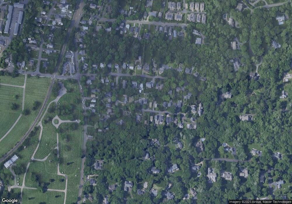 8 Ridgeview Ave, Darien, CT 06820 - photo 1