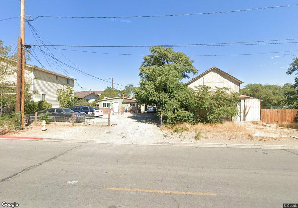 2554 D St unit 1, Sparks, NV 89431 - photo 1