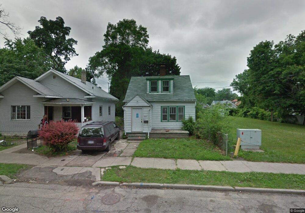 1040 Bensch St, Lansing, MI 48912 - photo 1