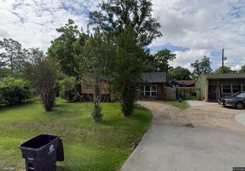 3205 Cliffmarshall St, Houston, TX 77088 - photo 1