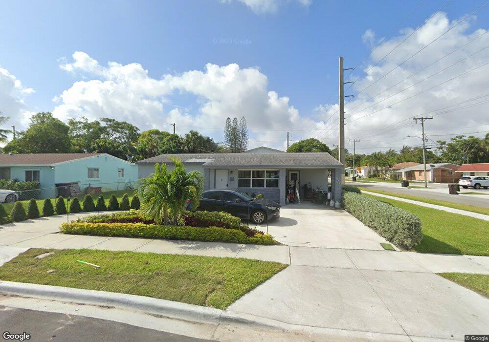958 33rd St, West Palm Beach, FL 33407 - photo 1