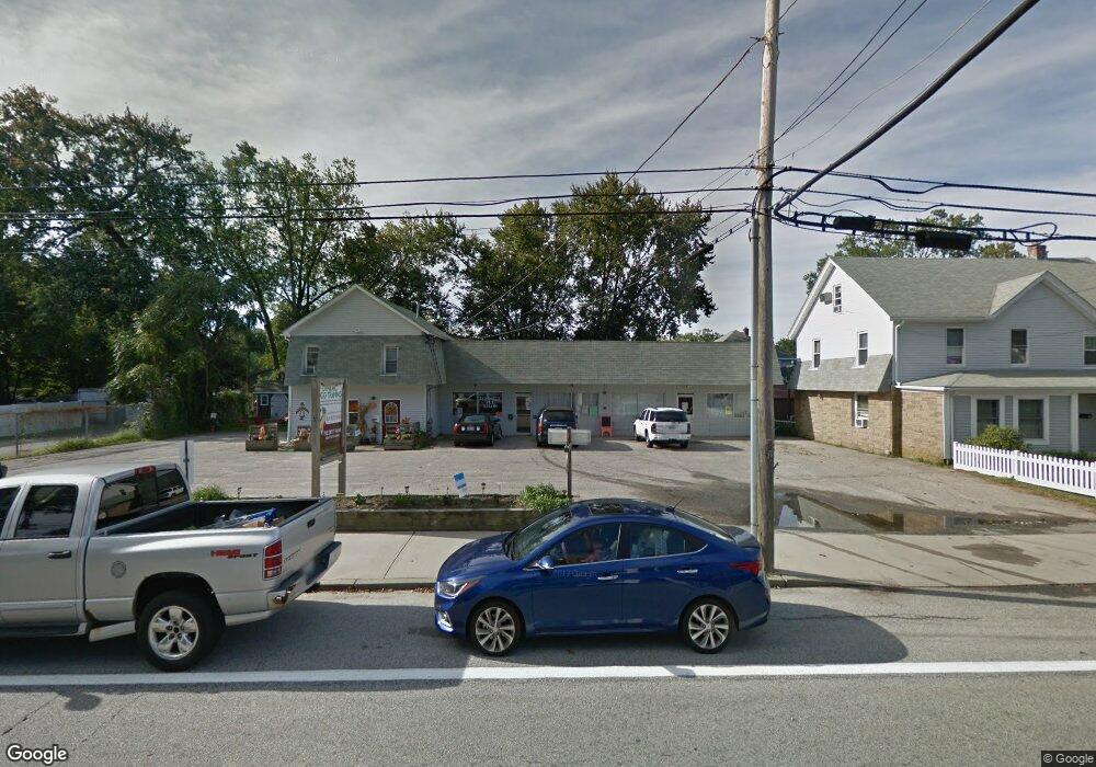 859 W Shore Rd, Warwick, RI 02889 - photo 1