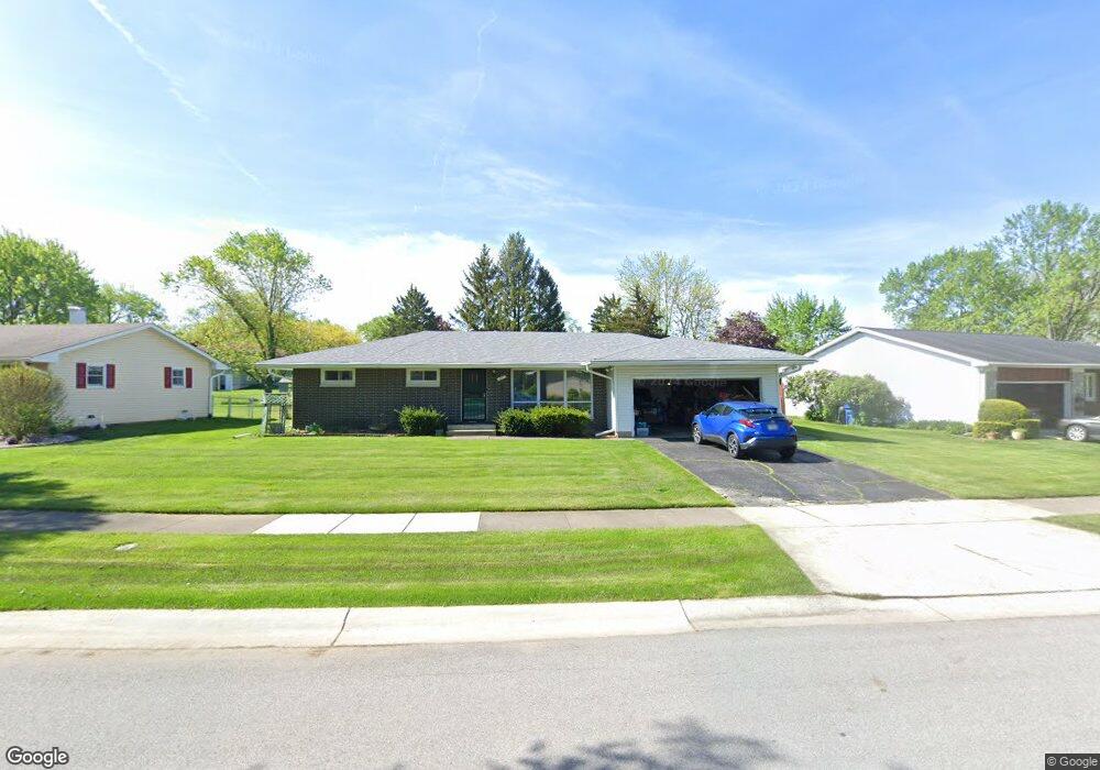 211 Sherwood Dr, Crown Point, IN 46307 - photo 1