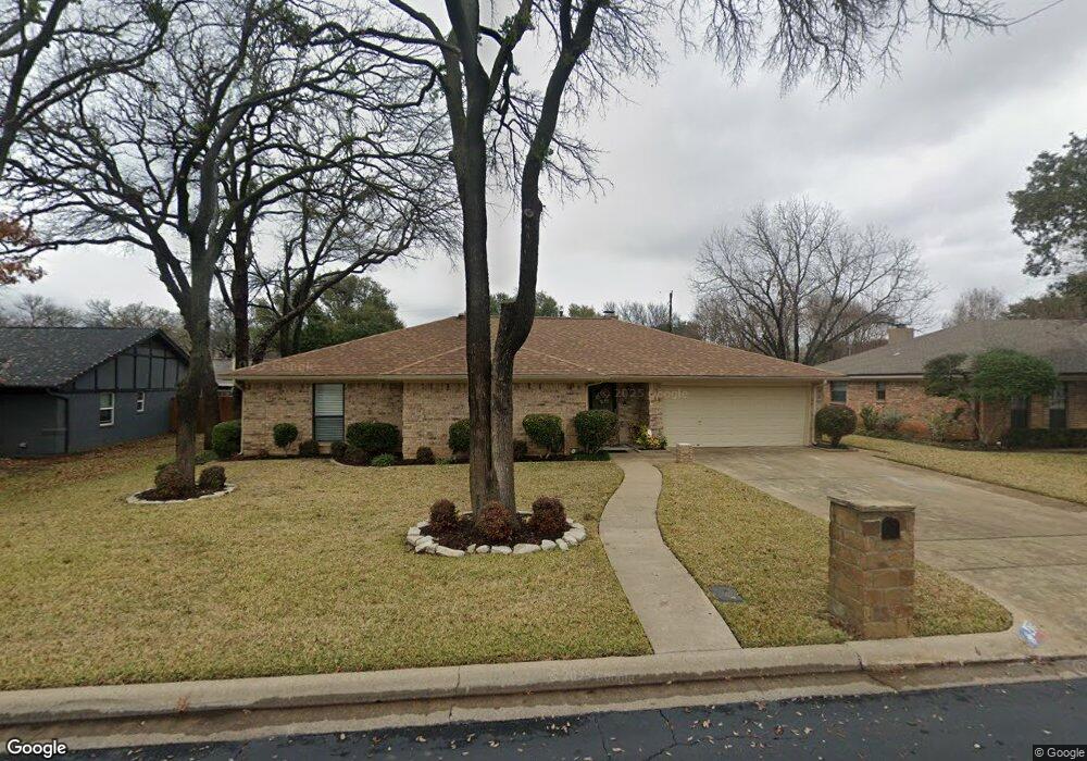 408 Salem Dr, Hurst, TX 76054 - photo 1