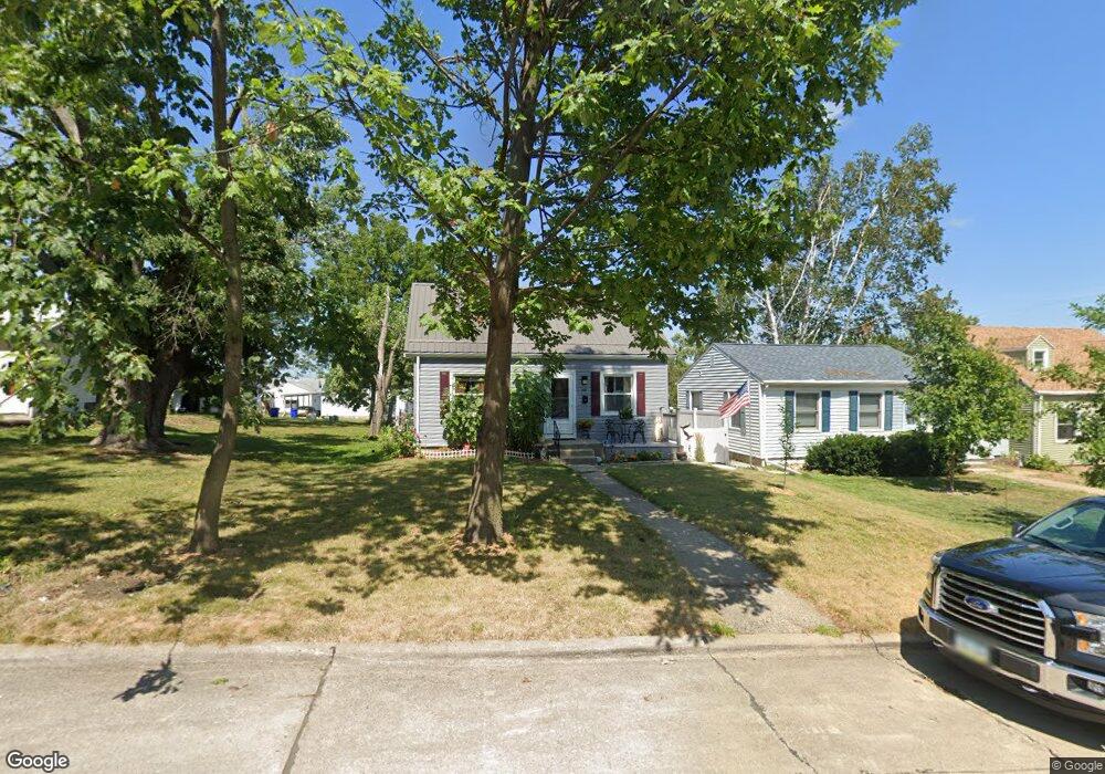 1108 21st Ave SW, Cedar Rapids, IA 52404 - photo 1