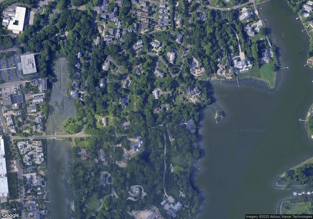 61 Oneida Dr, Greenwich, CT 06830 - photo 1