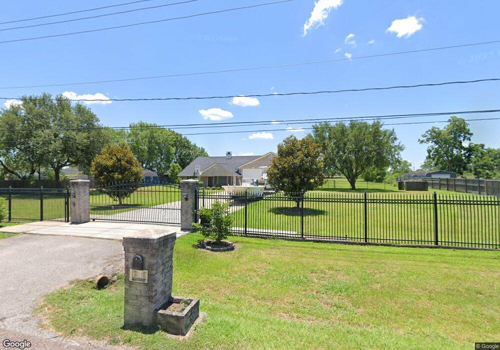 8638 Catalina Ln, Houston, TX 77075 - photo 1