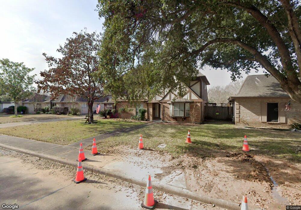 2016 Meadow Ln, Richmond, TX 77469 - photo 1