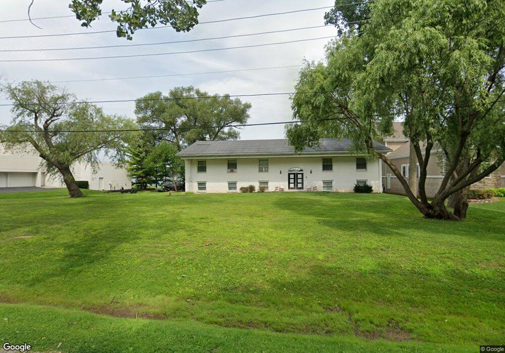 7720 Barnsbury Dr, West Bloomfield, MI 48324 - photo 1