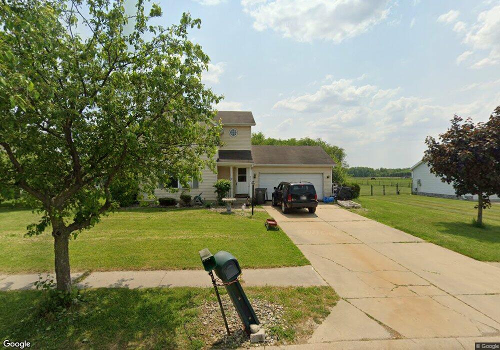 803 Andrews Ave, Nappanee, IN 46550 - photo 1