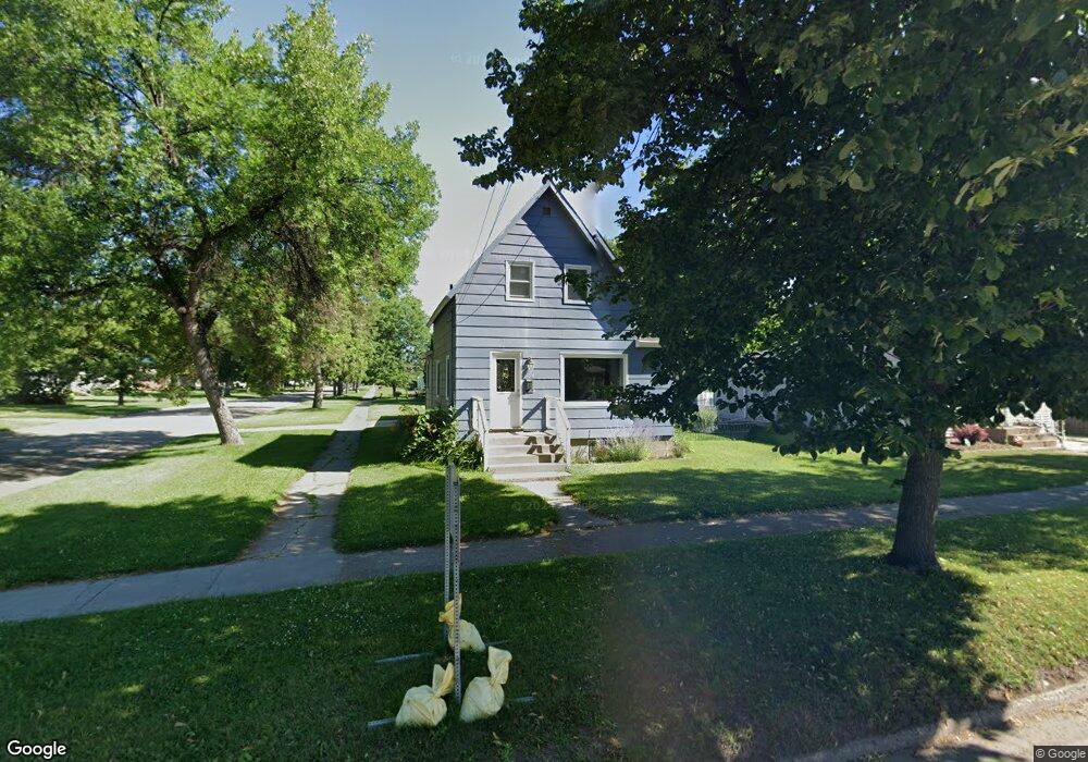 724 13th Ave S, Grand Forks, ND 58201 - photo 1