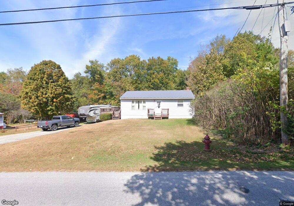 263 E Manchester Rd, Manchester Center, VT 05255 - photo 1