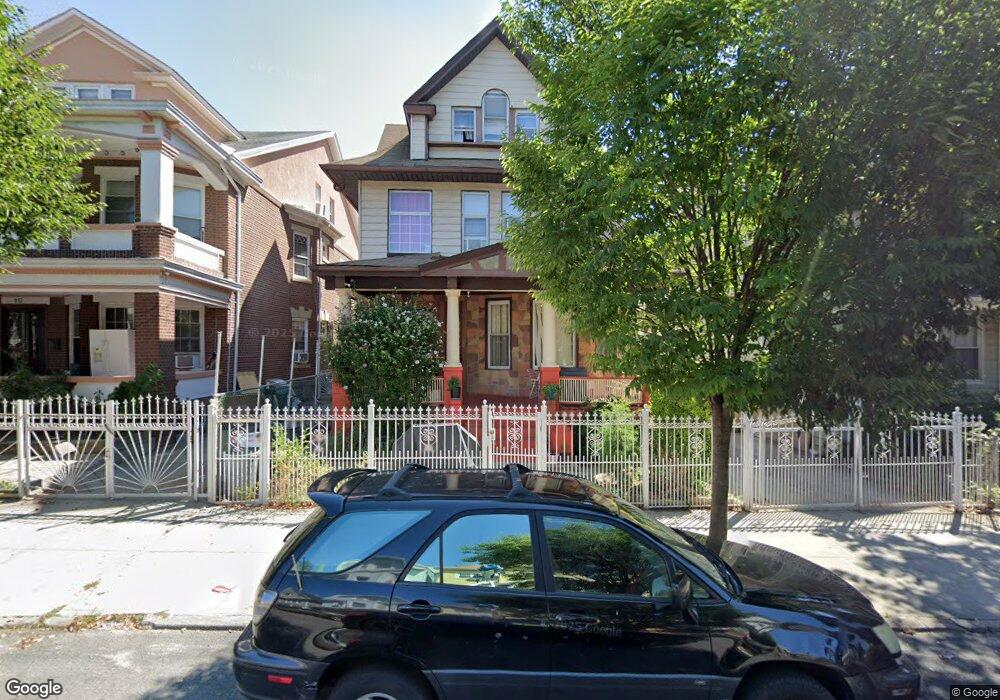 121 Warwick St, Brooklyn, NY 11207 - photo 1