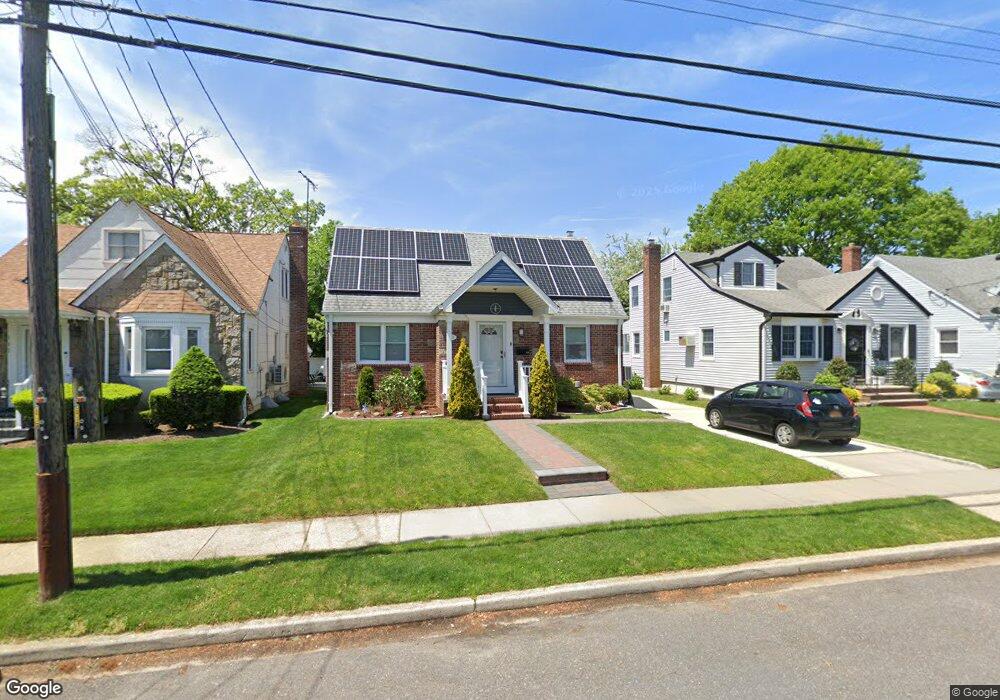 158 Ribbon St, Franklin Square, NY 11010 - photo 1