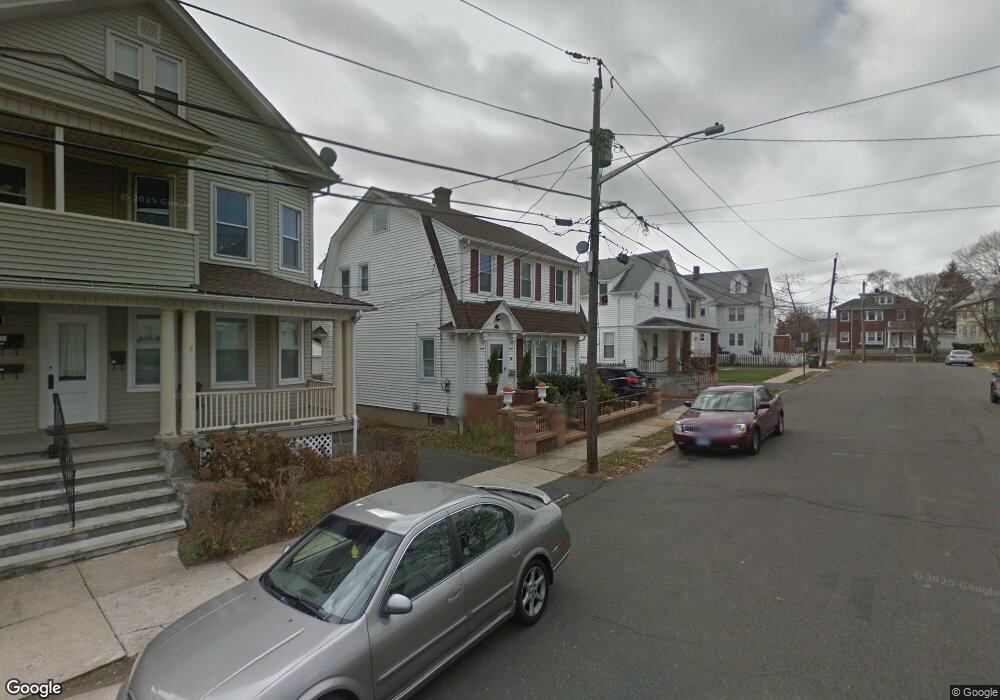 34 E Thorme St, Bridgeport, CT 06606 - photo 1