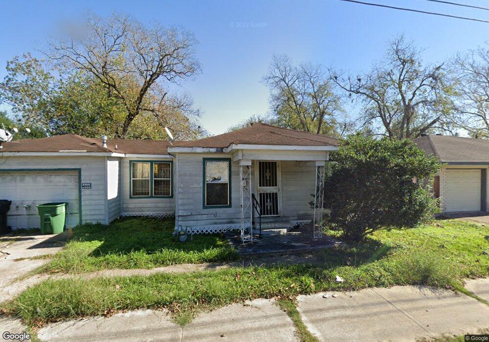 4512 Hirsch Rd, Houston, TX 77026 - photo 1