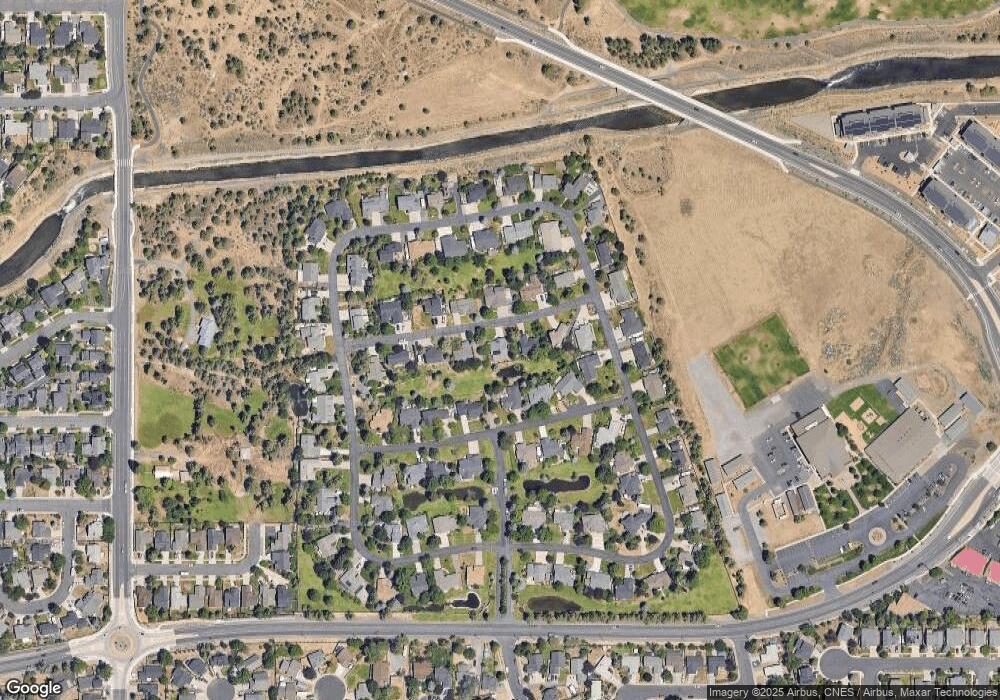 2317 NE Edgewater Dr, Bend, OR 97701 - photo 1