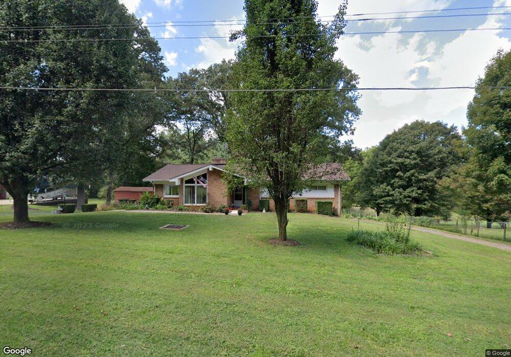 4121 Lee Cline Rd, Conover, NC 28613 - photo 1