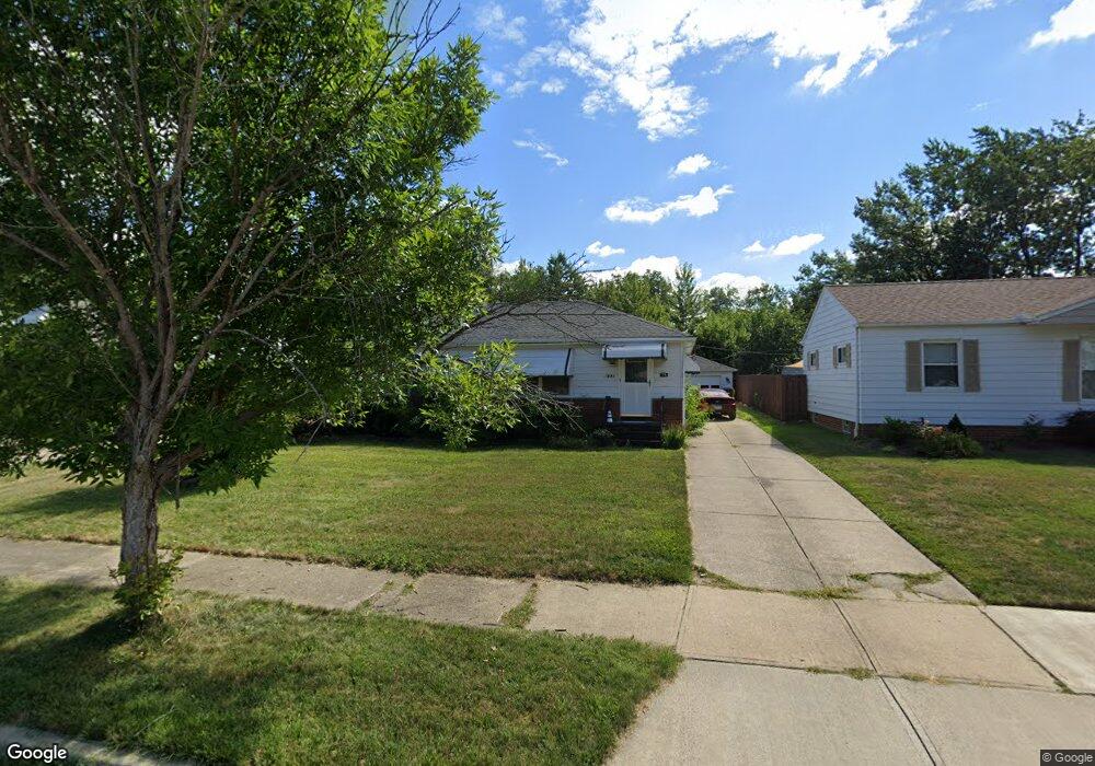 1671 Dennis Dr, Wickliffe, OH 44092 - photo 1