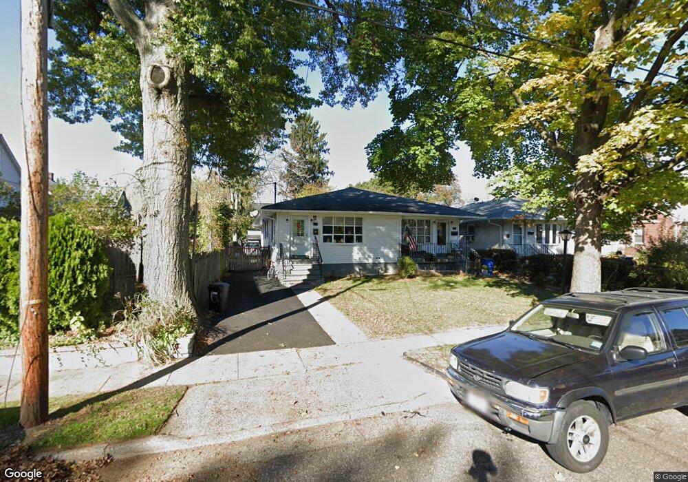 644 Front St unit 646, Dunellen, NJ 08812 - photo 1