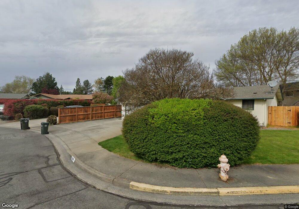 1884 Meadow Glen, Grants Pass, OR 97527 - photo 1