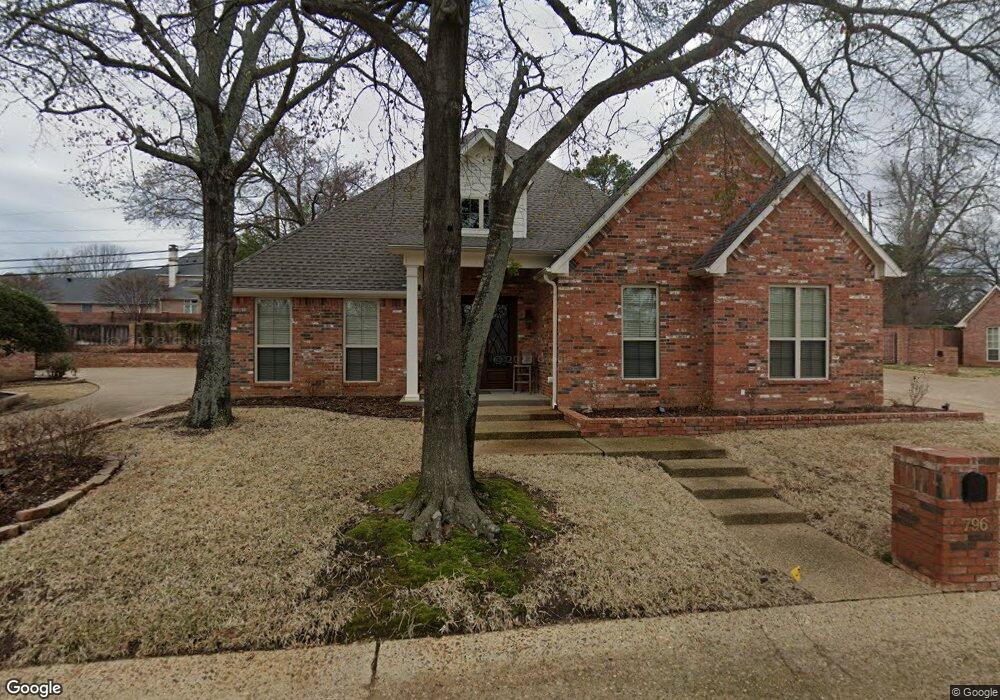 796 Fairmont Dr, Tyler, TX 75701 - photo 1