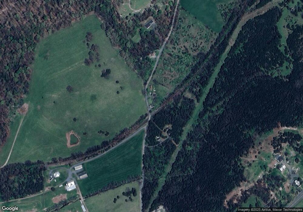 442 Locust Grove Rd, Strasburg, VA 22657 - photo 1