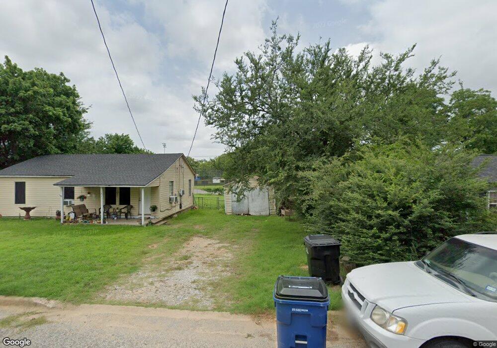 1821 S Maurice Ave, Denison, TX 75020 - photo 1