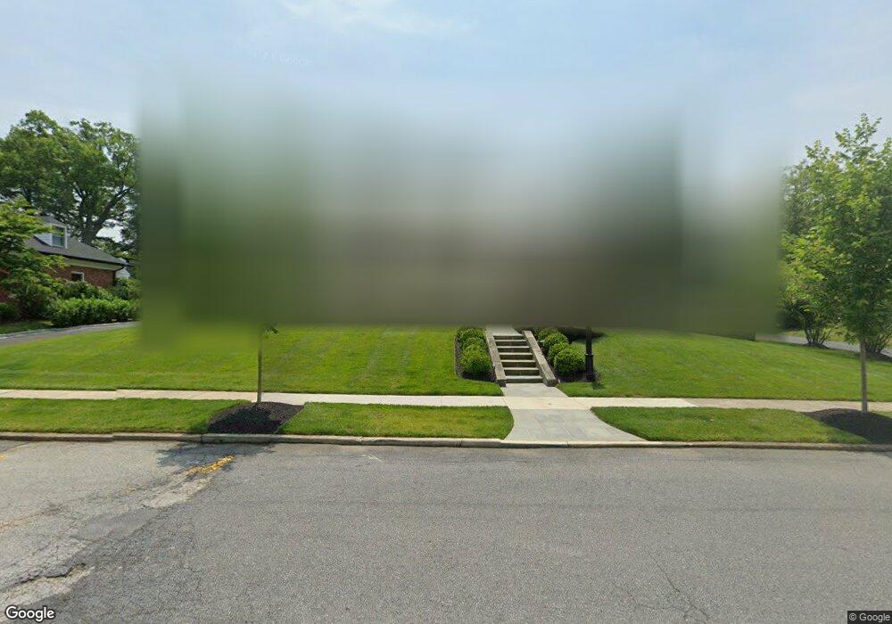 302 Country Club Dr, Wilmington, DE 19803 - photo 1