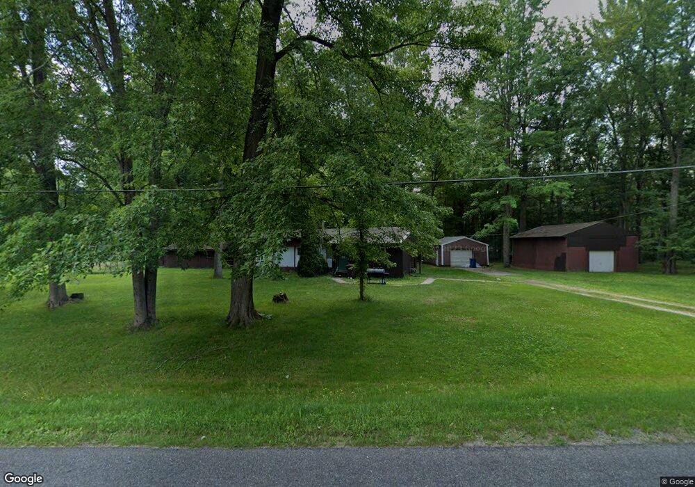 872 E Price Rd, Midland, MI 48642 - photo 1